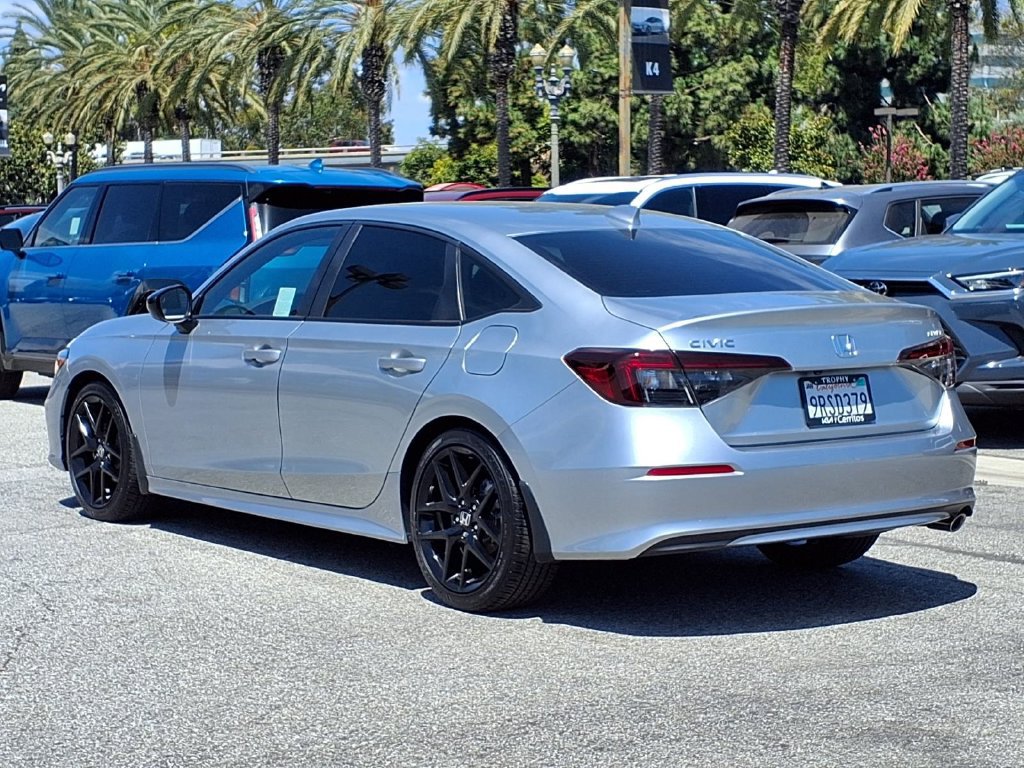 Used 2025 Honda Civic Sport image 4