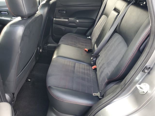 Used 2022 Mitsubishi Outlander Sport SE image 11