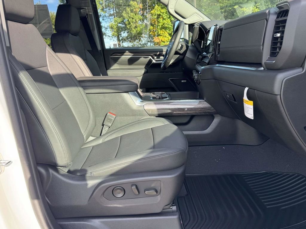 New 2026 Chevrolet Silverado 2500 LTZ w/ Z71 Chrome Sport Edition image 13