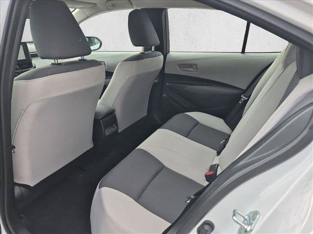 Used 2025 Toyota Corolla LE FWD image 16