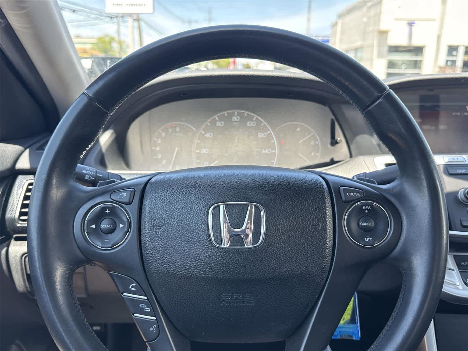 Used 2014 Honda Accord Sport image 16