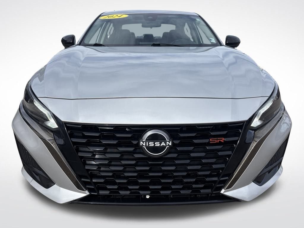 Used 2024 Nissan Altima 2.5 SR image 8