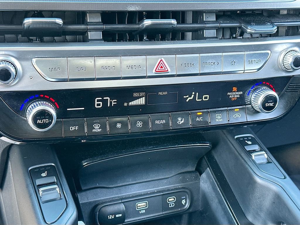 Certified 2023 Kia Telluride S w/ S Sunroof Package image 15