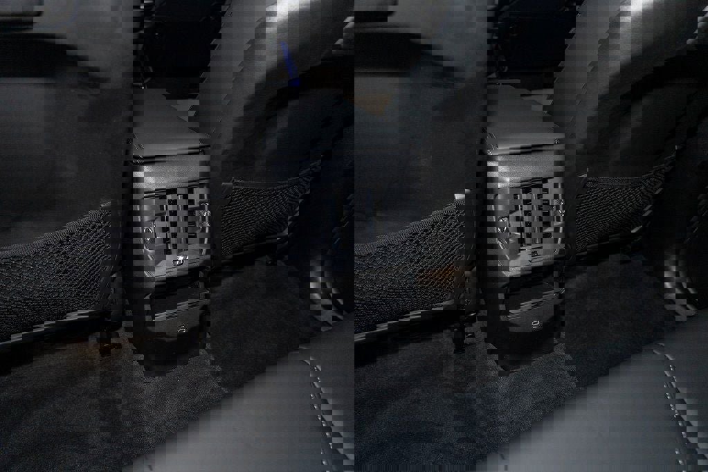 Used 2026 BMW X3 xDrive30 w/ Convenience Package image 37