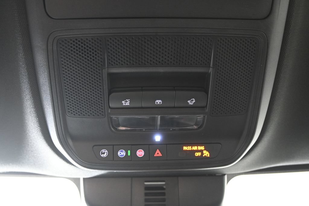 Used 2024 GMC Acadia AT4 AWD/4WD image 34