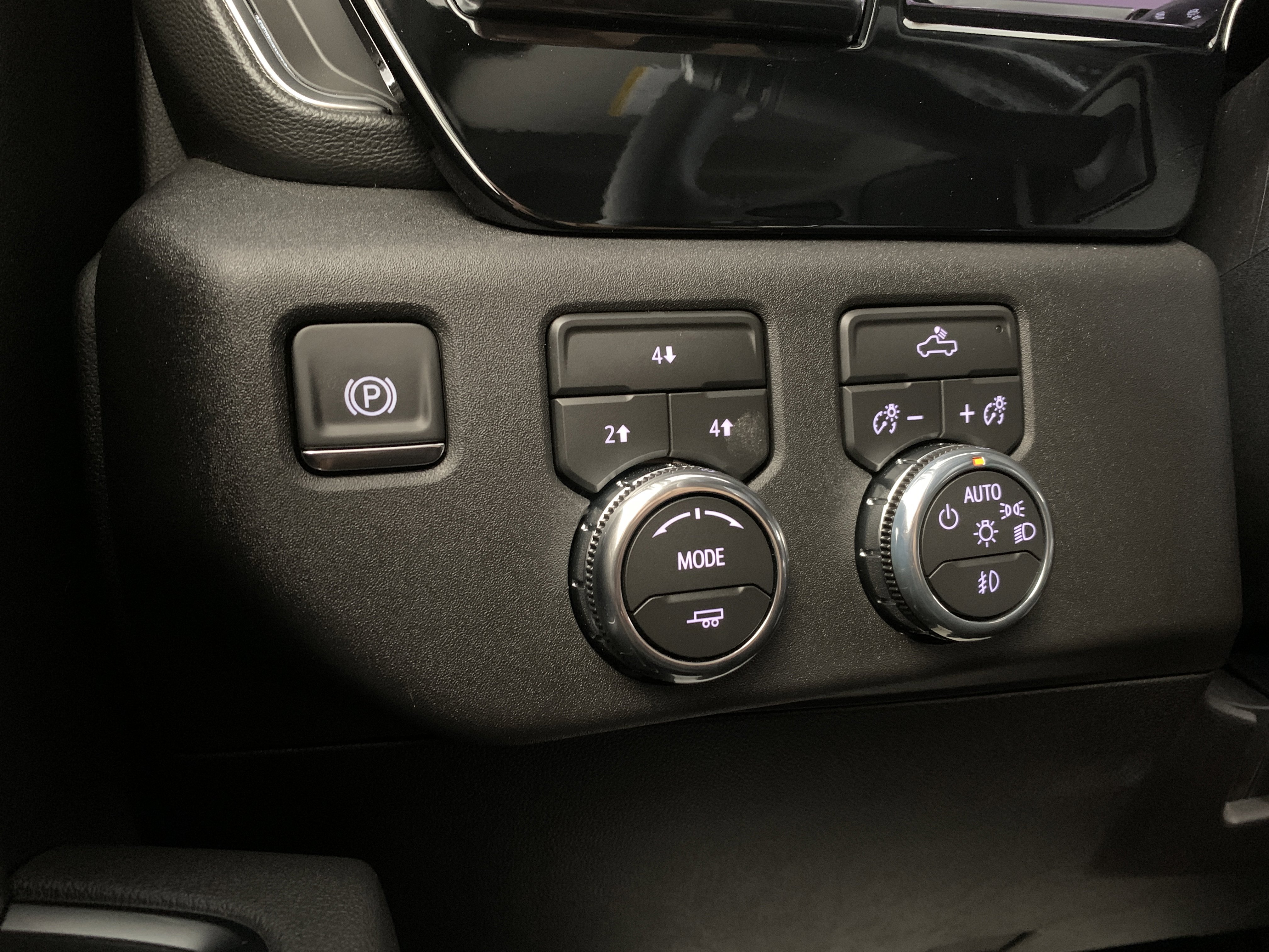 New 2026 GMC Sierra 2500 SLE image 25