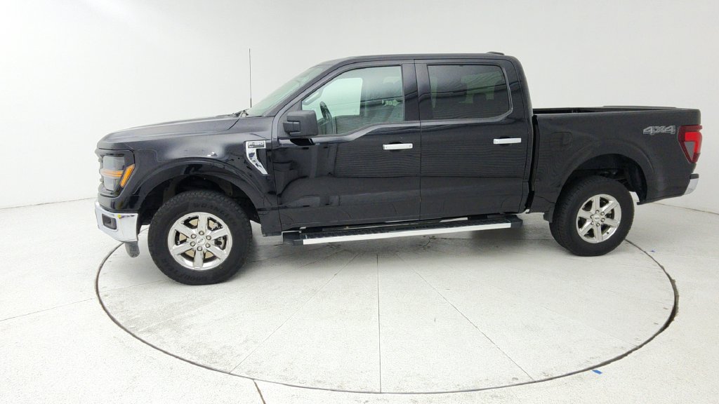 Used 2025 Ford F150 XLT w/ Equipment Group 301A Standard AWD/4WD image 4