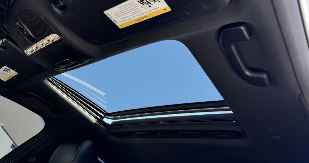 Used 2017 Mercedes-Benz E 43 AMG 4MATIC Sedan image 39