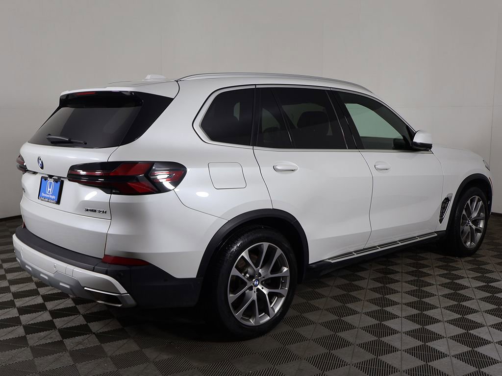 Used 2024 BMW X5 xDrive40i image 11