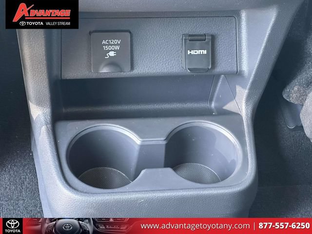 Certified 2023 Toyota Sienna Limited AWD/4WD image 17
