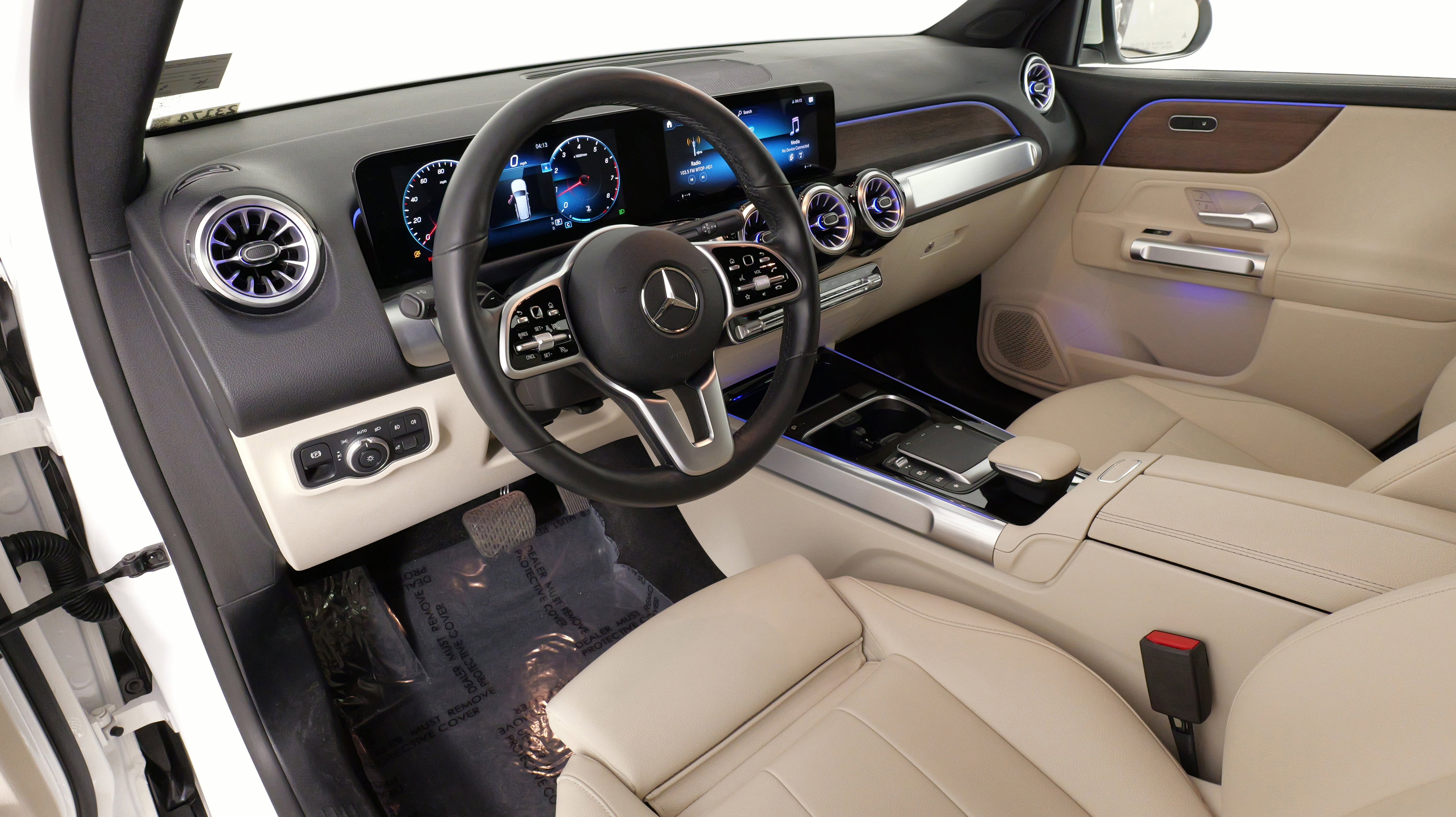 Used 2022 Mercedes-Benz GLB 250 4MATIC image 28