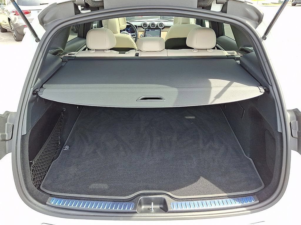 Used 2023 Mercedes-Benz GLC 300 4MATIC image 28