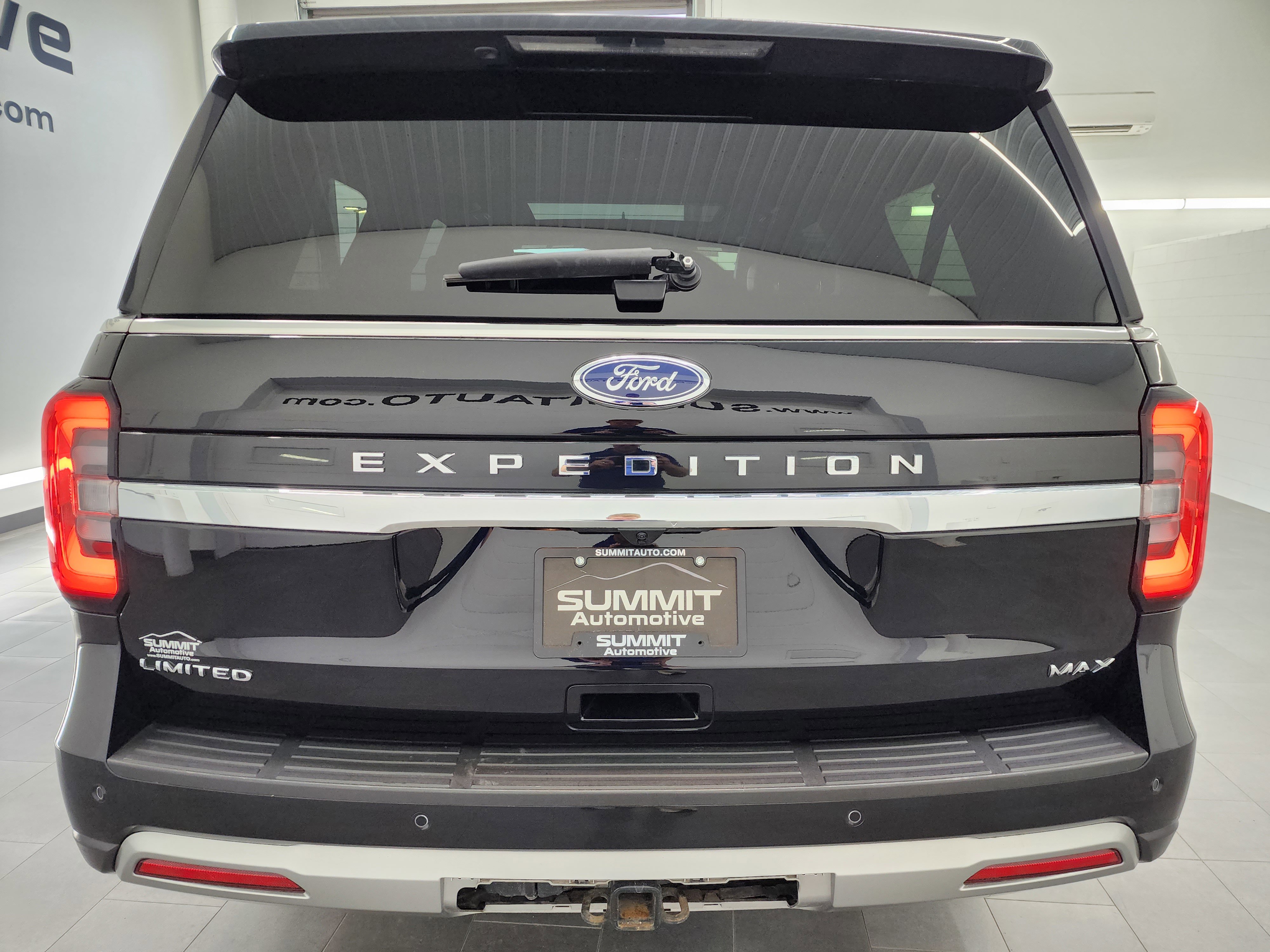 Used 2023 Ford Expedition Max Limited AWD/4WD image 28