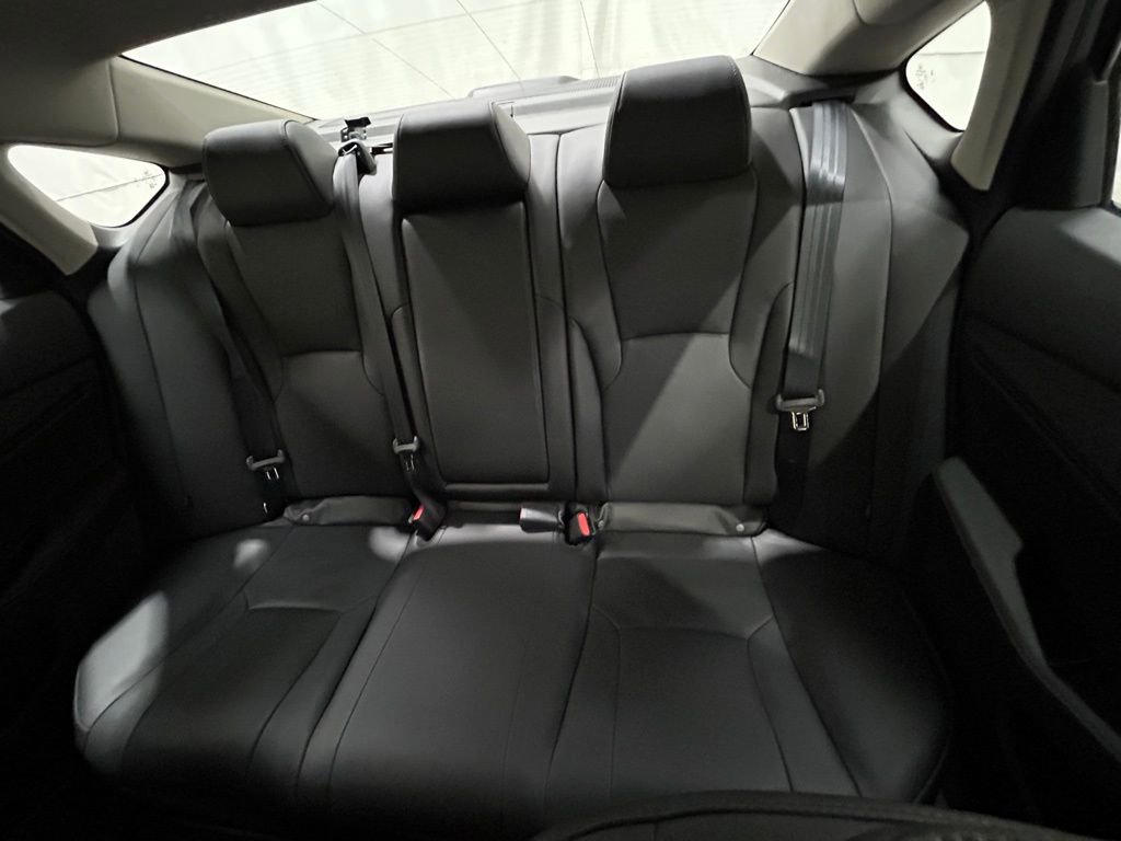 Certified 2025 Honda Accord Touring image 27
