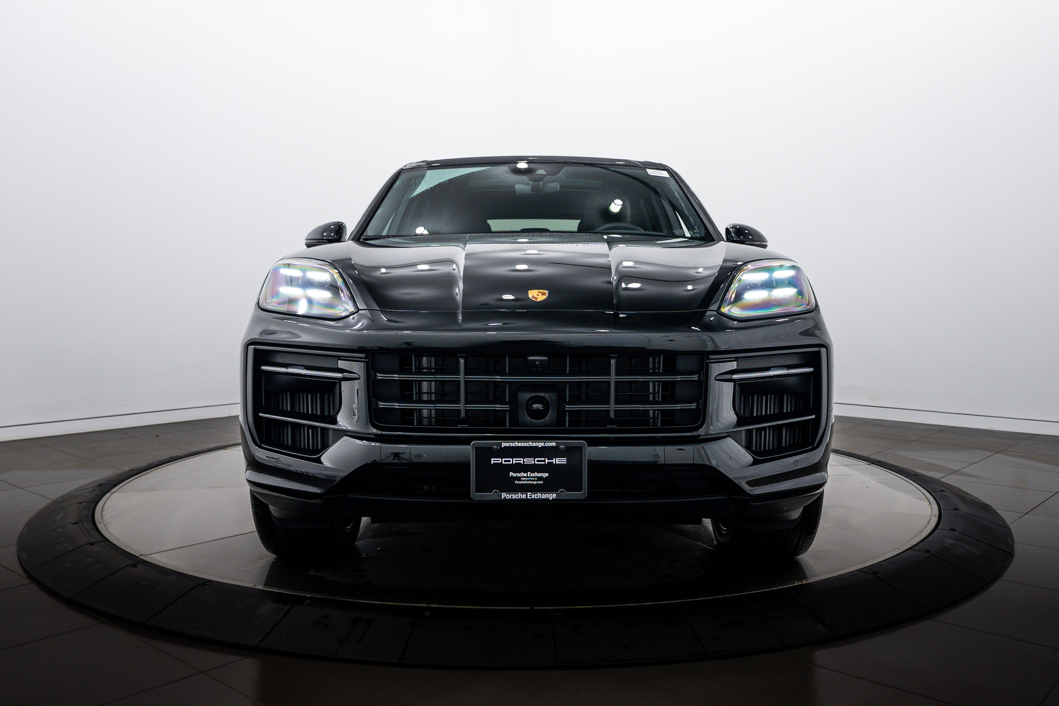Certified 2026 Porsche Cayenne image 10