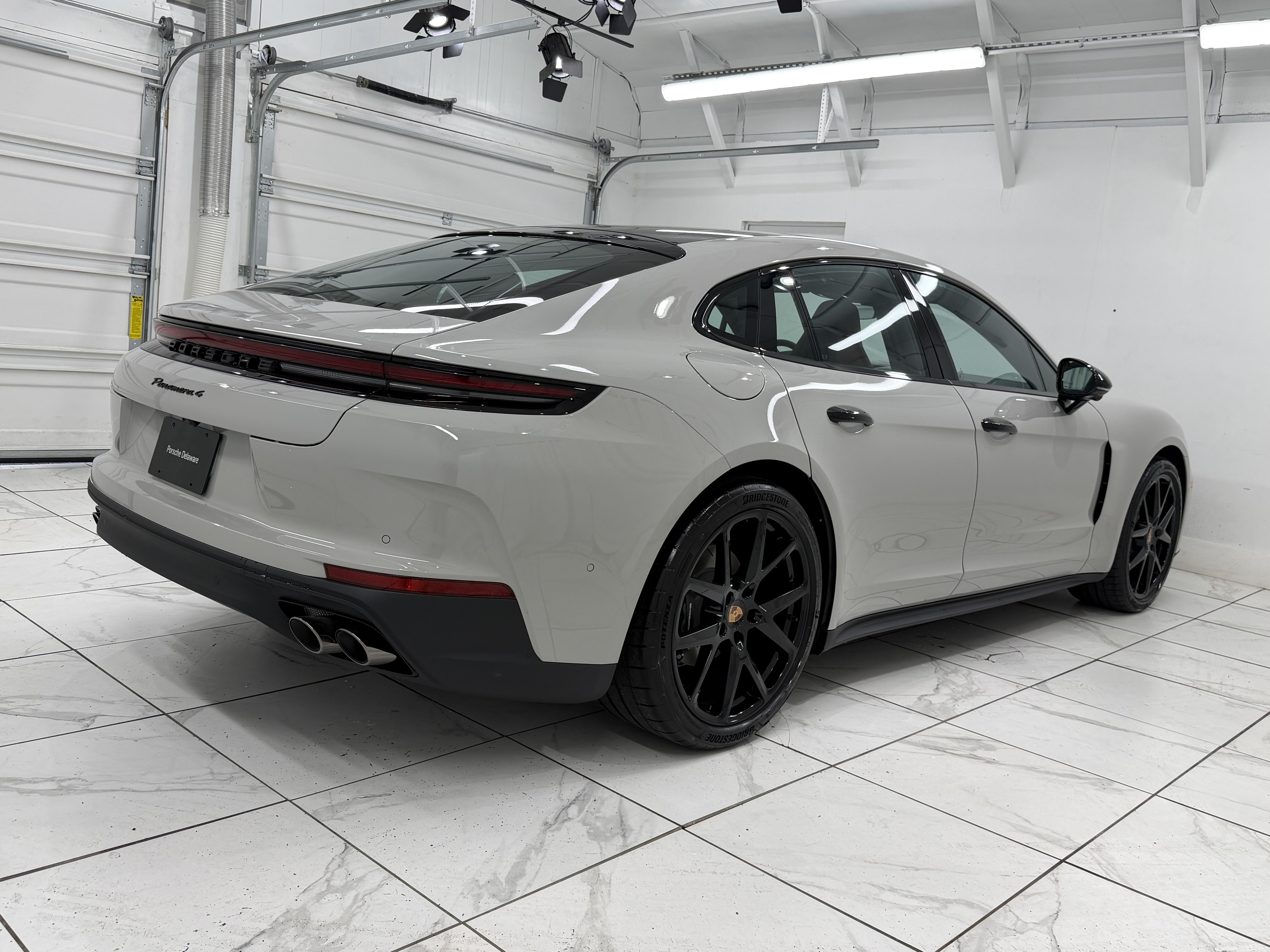 New 2026 Porsche Panamera 4 AWD/4WD image 11