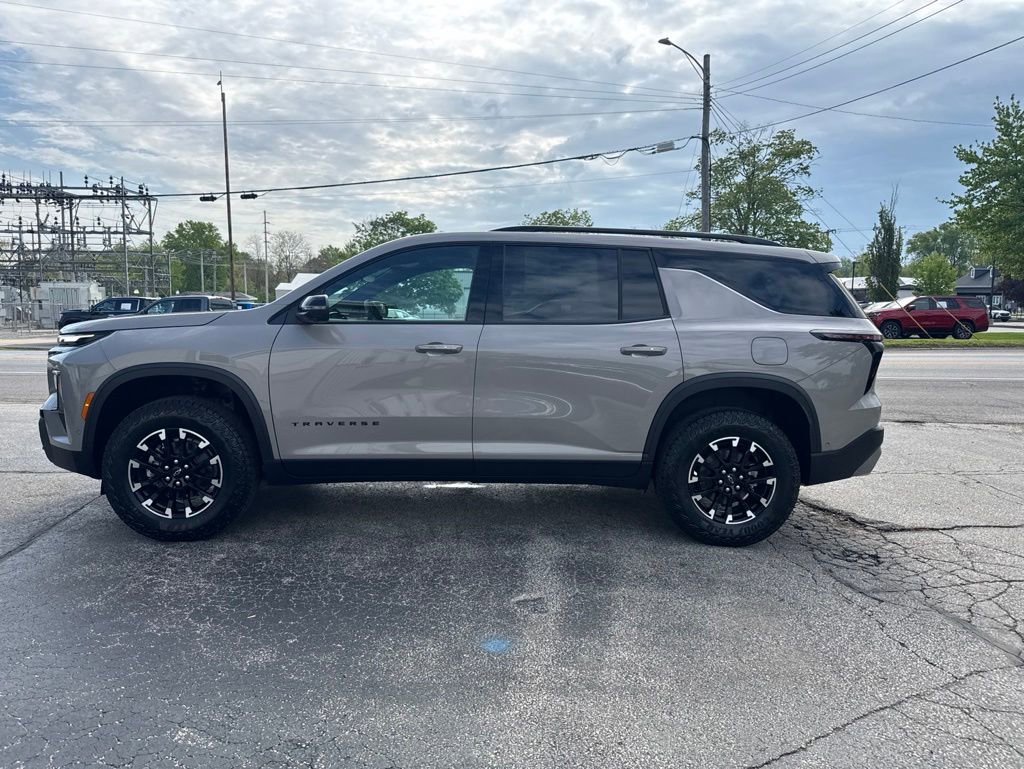 New 2026 Chevrolet Traverse Z71 w/ Enhanced Driving Package AWD/4WD image 4
