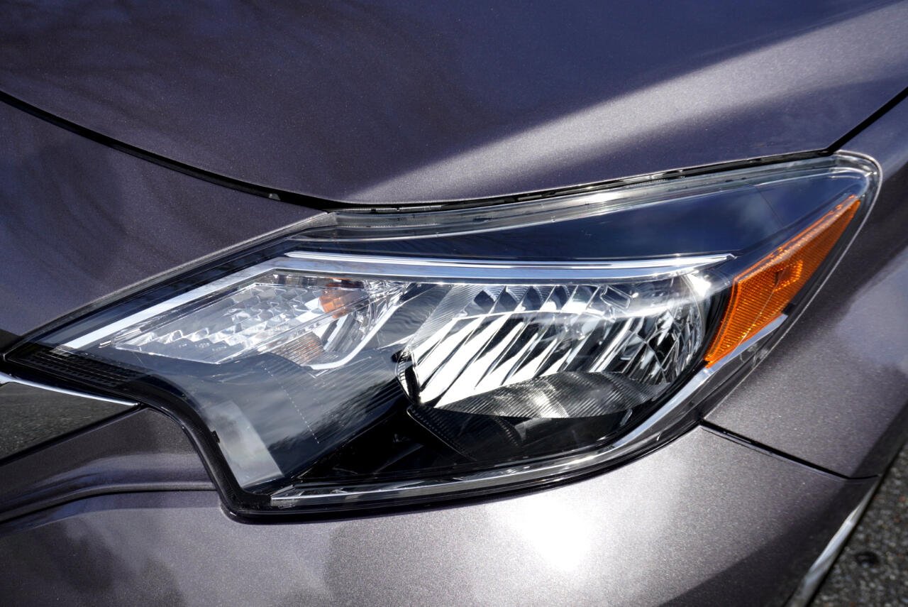 Used 2018 Nissan Versa Note S image 10