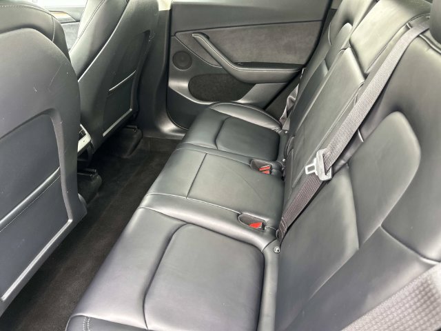 Used 2023 Tesla Model Y Long Range AWD/4WD image 34