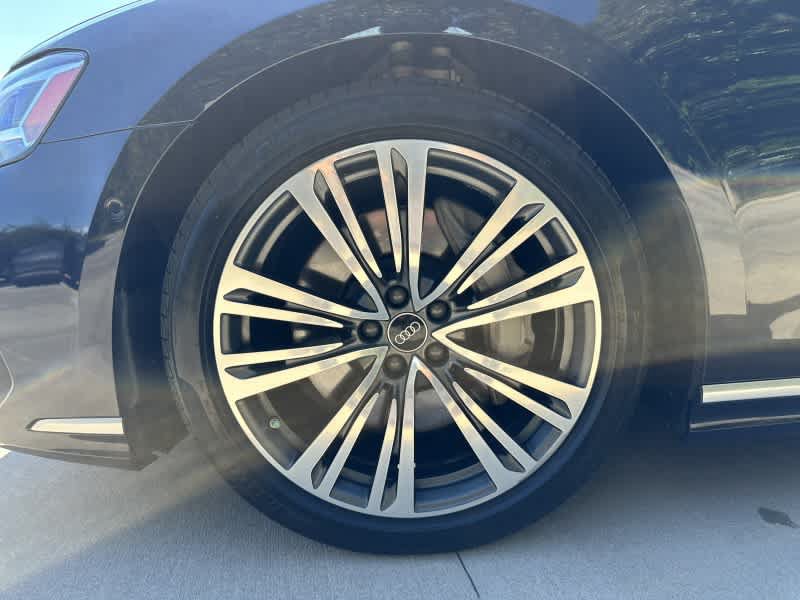 Used 2022 Audi A8 L 3.0T w/ Luxury Package AWD/4WD image 8