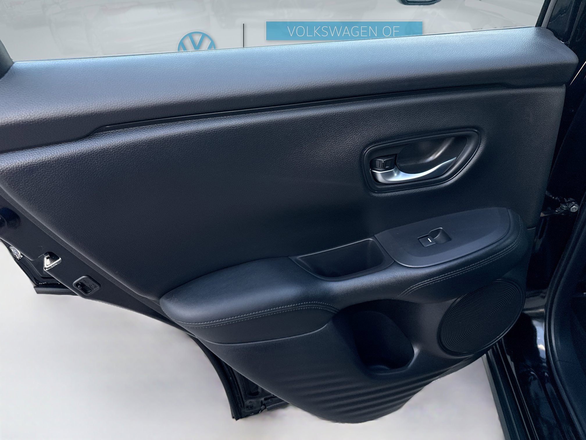 Used 2023 Honda HR-V LX image 24