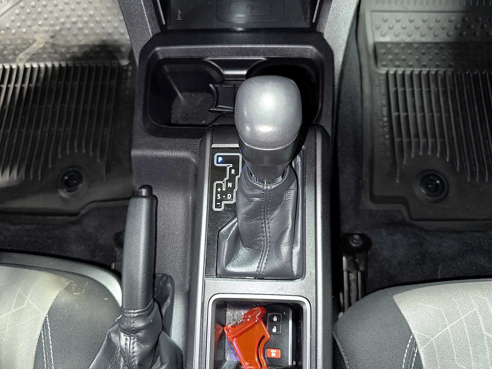 Used 2023 Toyota Tacoma TRD Sport AWD/4WD image 32
