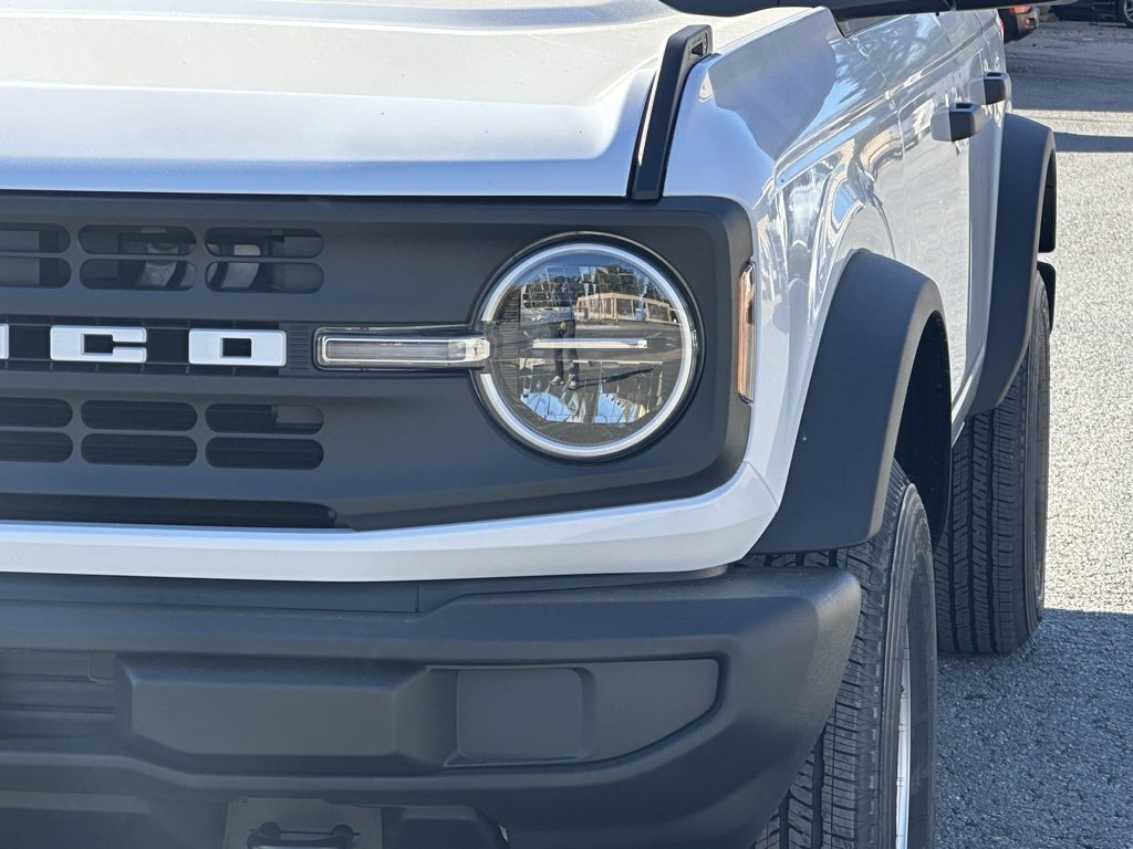 New 2025 Ford Bronco 4-Door image 40