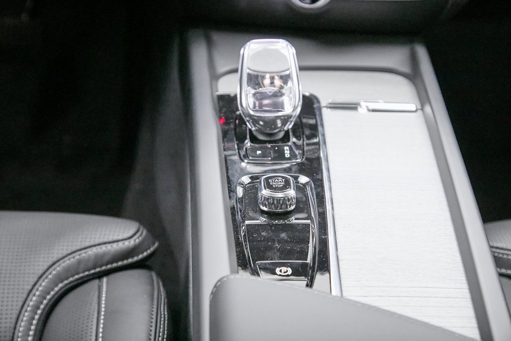 New 2026 Volvo V60 B5 Cross Country Ultra w/ Climate Package image 28