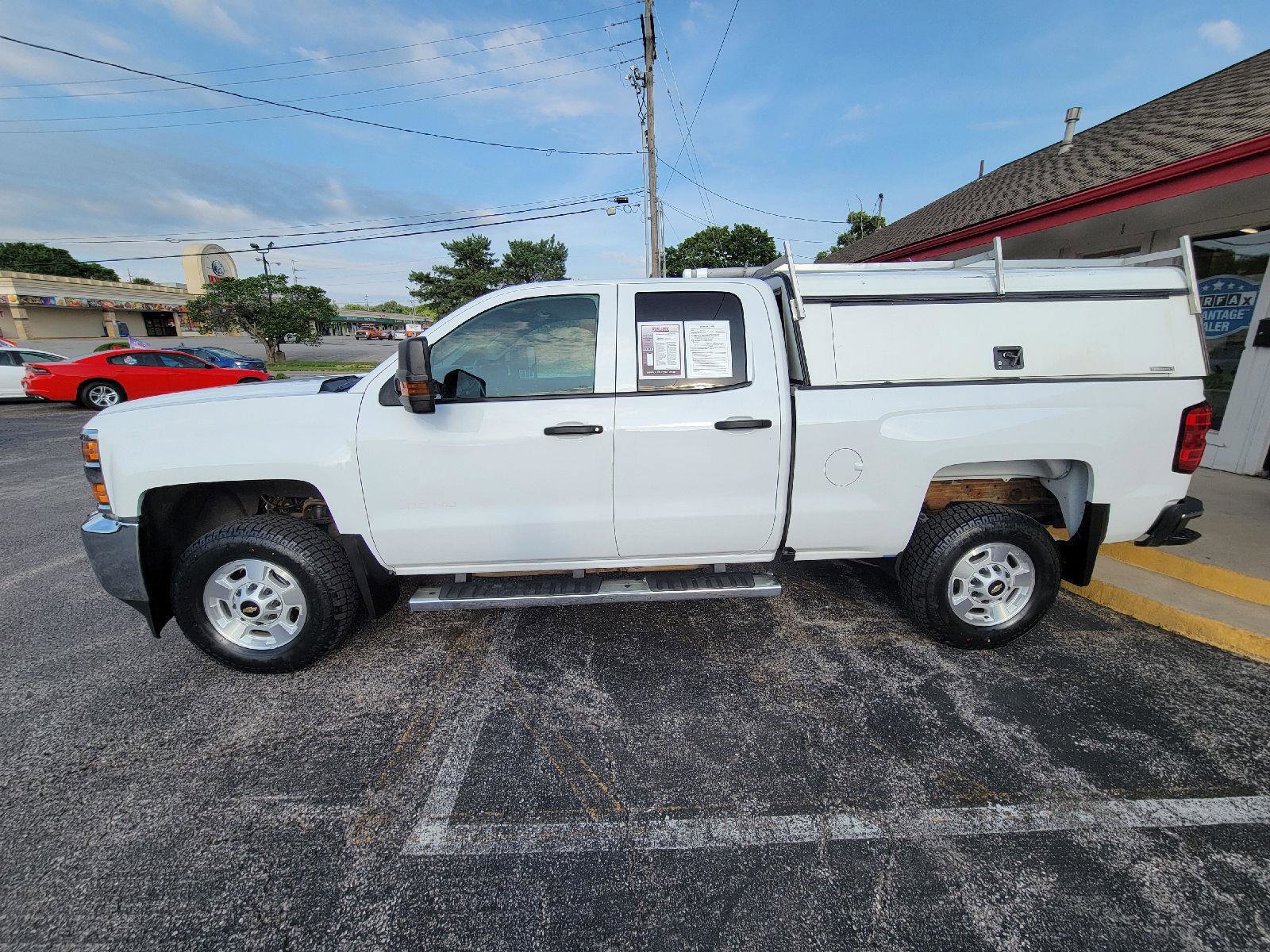Used 2019 Chevrolet Silverado 2500 W/T AWD/4WD image 12