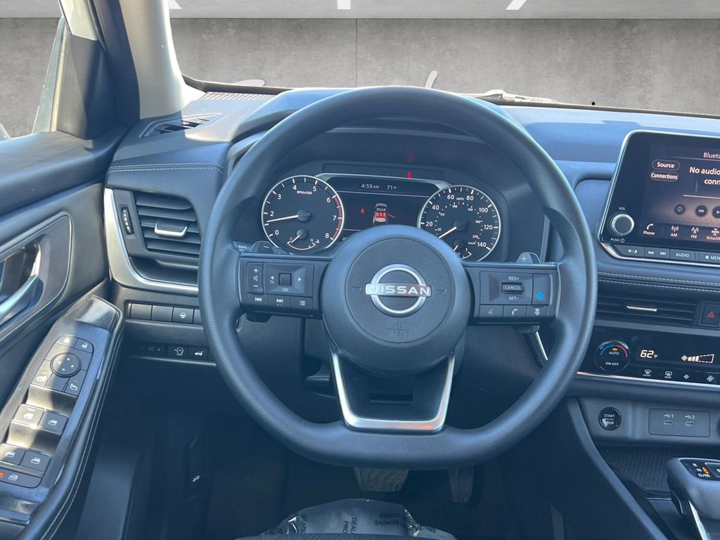 Certified 2024 Nissan Rogue SV FWD image 21