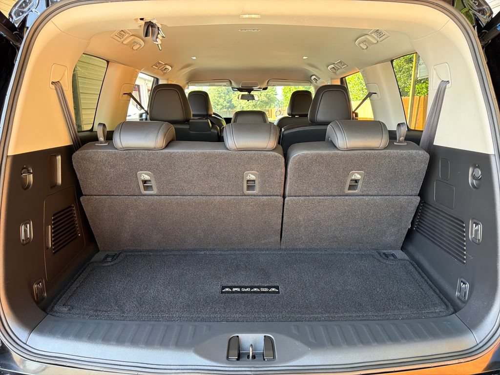 Used 2025 Nissan Armada SV AWD/4WD image 33