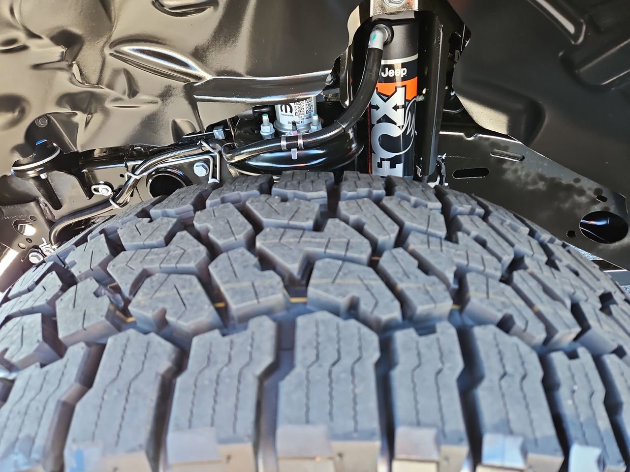 New 2025 Jeep Gladiator Mojave w/ Safety Group image 11