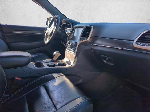 Used 2017 Jeep Grand Cherokee Limited w/ Luxury Group II image 21