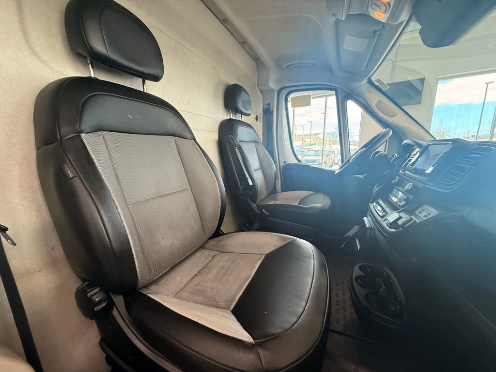 Used 2022 RAM ProMaster 2500 w/ Driver Convenience Group image 18