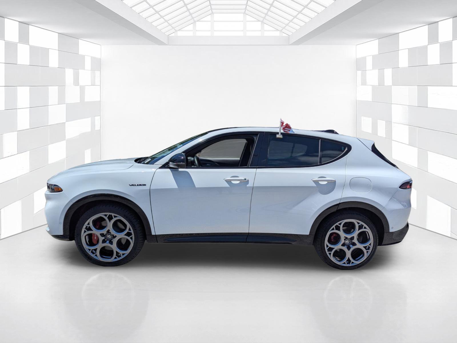 Used 2024 Alfa Romeo Tonale Veloce w/ Active Assist Package AWD/4WD image 4