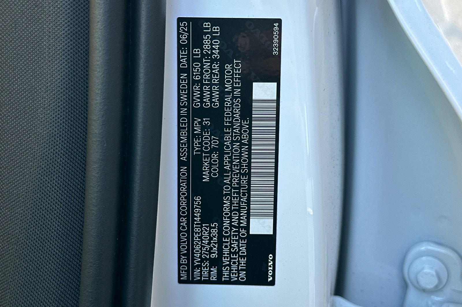 New 2026 Volvo XC90 B6 Plus w/ Protection Package Premier image 36