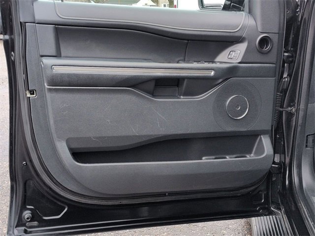 Used 2024 Ford Expedition Max XLT image 14