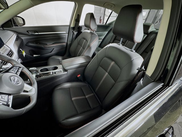 New 2026 Nissan Altima 2.5 SR AWD/4WD image 16