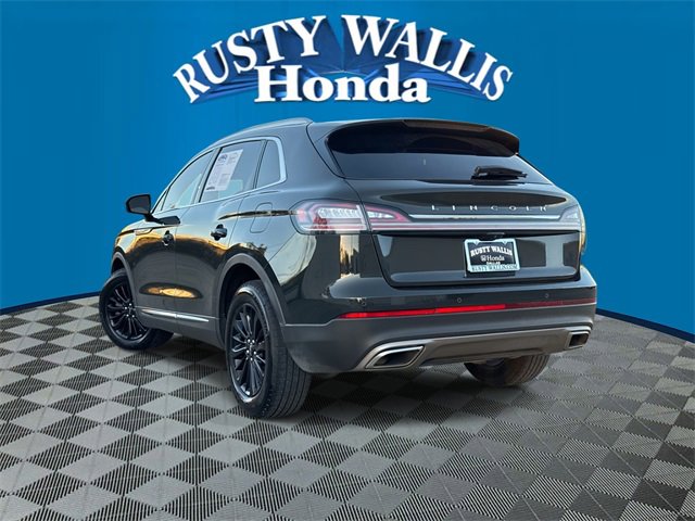 Used 2022 Lincoln Nautilus Reserve image 3