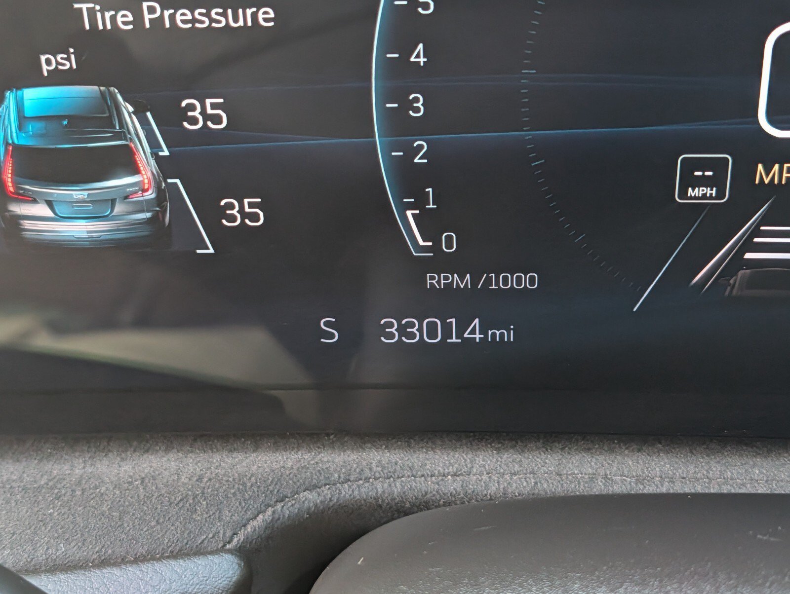 Used 2024 Cadillac XT4 Sport AWD/4WD image 36