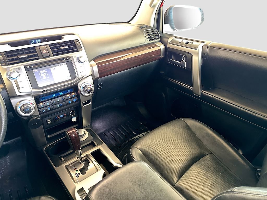 Used 2019 Toyota 4Runner Limited AWD/4WD image 26