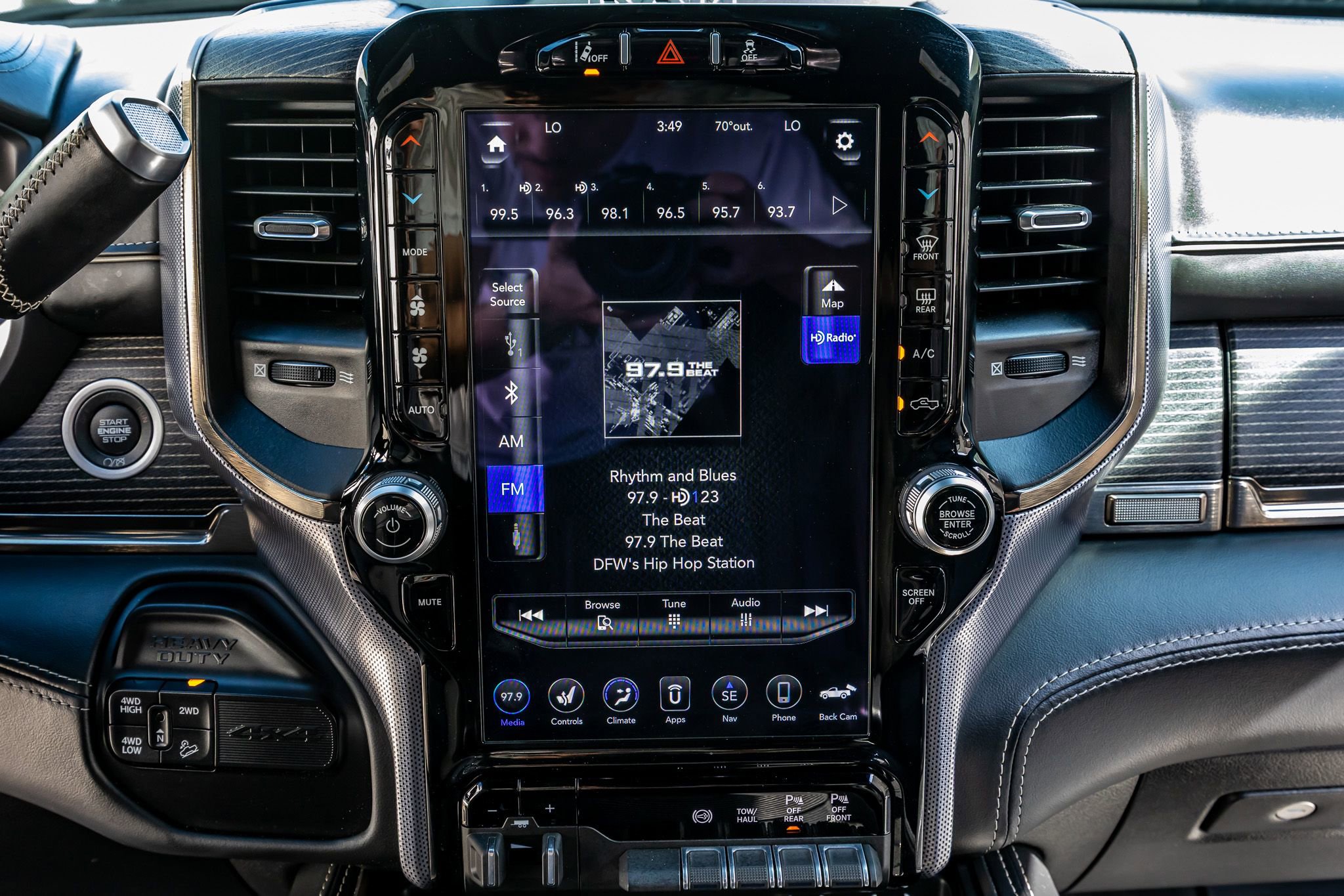 Used 2021 RAM 2500 Limited image 25