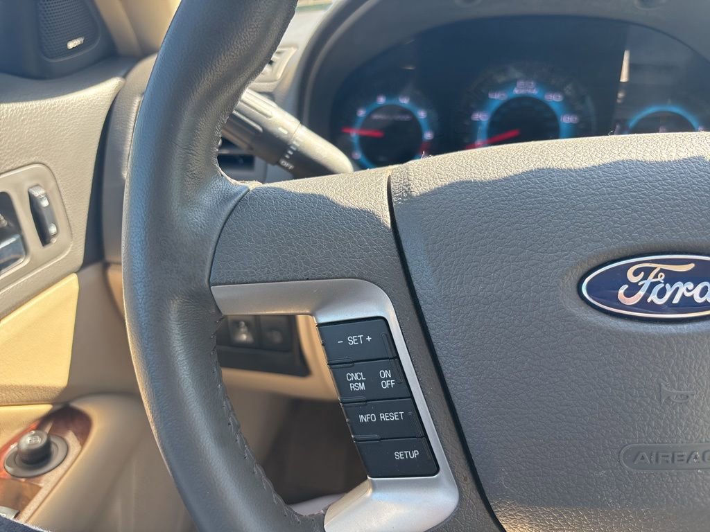 Used 2012 Ford Fusion SEL FWD image 13