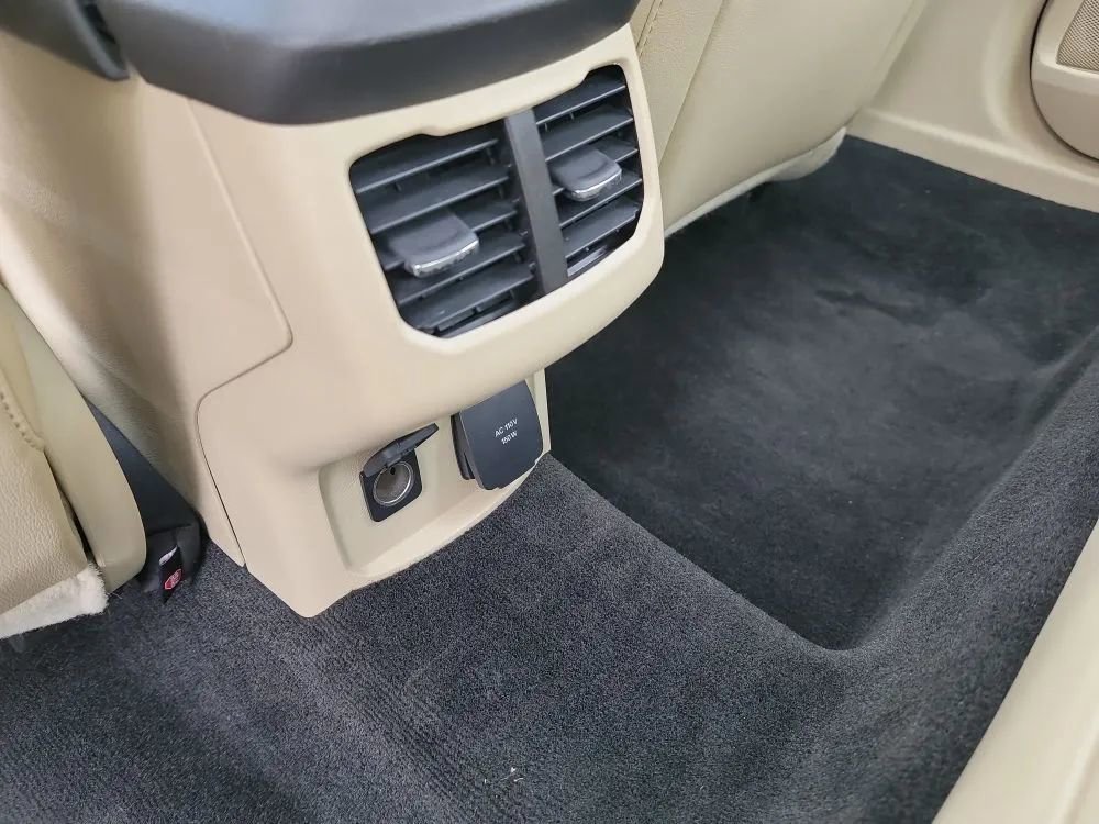 Used 2013 Ford Fusion SE FWD image 28