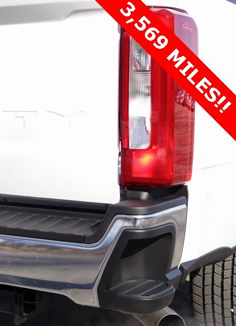 Used 2023 Ford F250 XL w/ XL Chrome Package image 70