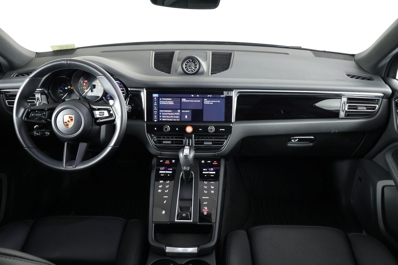 Certified 2026 Porsche Macan S AWD/4WD image 11