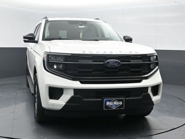 New 2026 Ford Expedition Max Active image 2