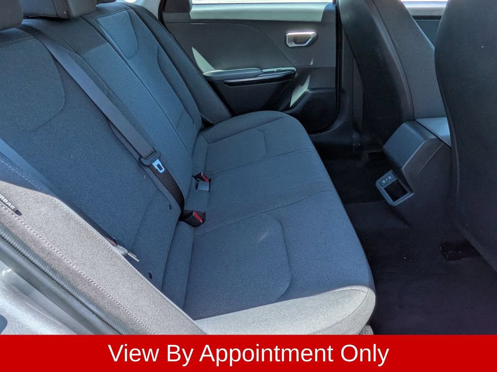 Used 2025 Kia K4 FWD image 28