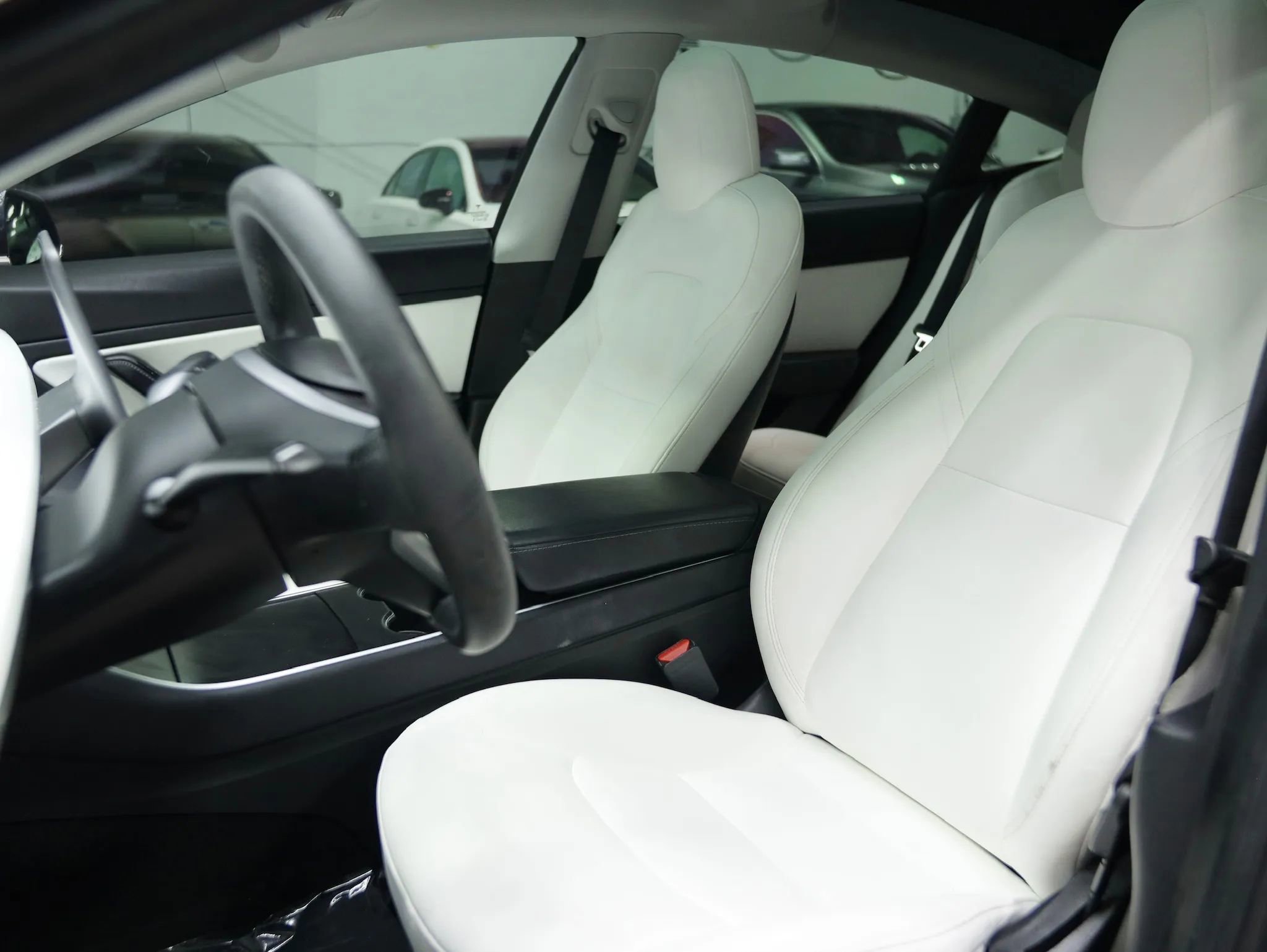 Used 2020 Tesla Model 3 Standard Range RWD image 23
