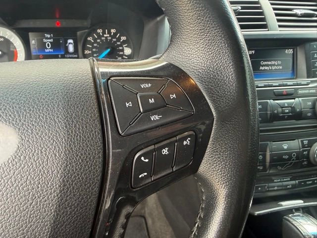 Used 2017 Ford Explorer XLT image 26